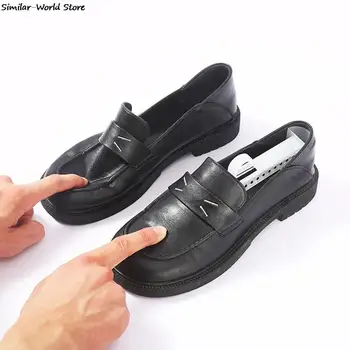 1 чифт пластмасови корниз подрамников за обувки, предвидени за жени и мъже