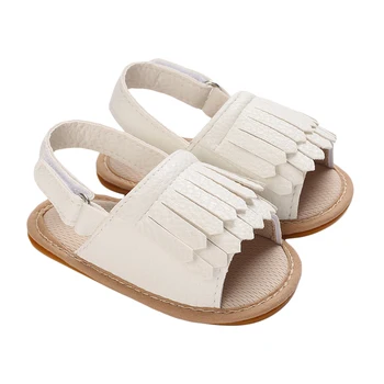 Лятото дишащи сандали за малки момичета 0-18 м, обувки на плоска подметка с пискюли, сандали за деца на не-хлъзгава гумена подметка